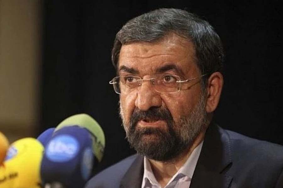 নৌ অবরোধে যুক্তরাষ্ট্র ব্যর্থ হবে: ইরানি উপদেষ্টা