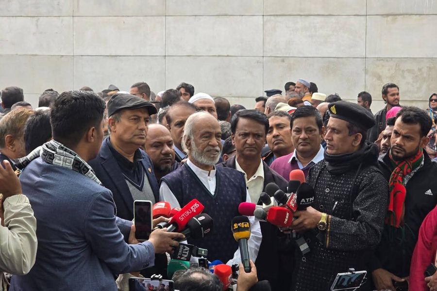 খালেদা জিয়া গণতন্ত্রের জন্য জীবন উৎসর্গ করেছেন: মঈন খান