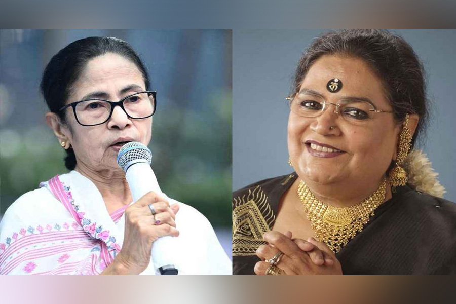মমতা বন্দ্যোপাধ্যায়কে নিয়ে গুঞ্জন