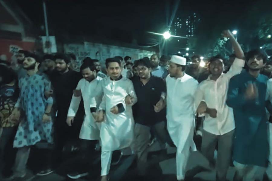 কারিনা কায়সারের জানাজা শেষে এনসিপির বিক্ষোভ মিছিল