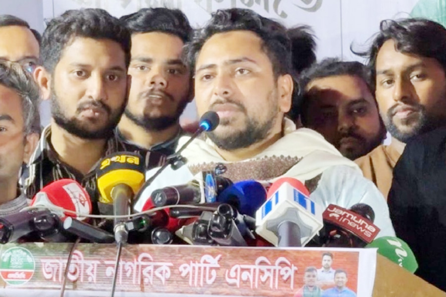 নতুন স্বৈরাচার প্রতিষ্ঠার জন্য নয়, ঠেকাতেই গণঅভ্যুত্থান