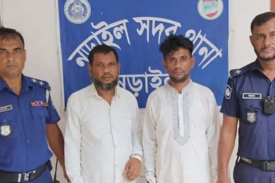 নড়াইলে ৩০০ পিস ইয়াবাসহ বাবা ও ছেলে আটক