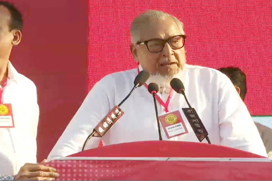 মে দিবস সমাবেশে শ্রমিক অধিকার বাস্তবায়নের আহ্বান নজরুল ইসলামের