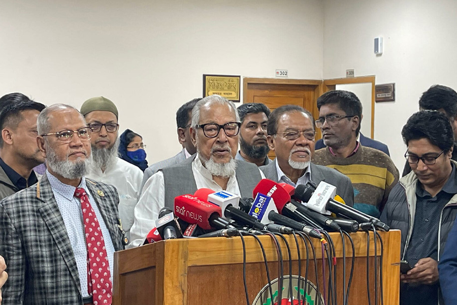 নির্বাচনী প্রক্রিয়ায় থাকতে চায় বিএনপি: নজরুল ইসলাম খান