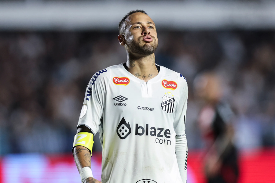 চোটে ভুগে বিশ্বকাপ শঙ্কায় নেইমার