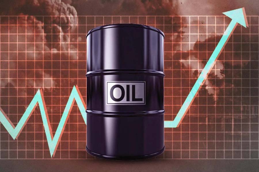 আন্তর্জাতিক বাজারে তেলের দামে আবারও ঊর্ধ্বমুখী