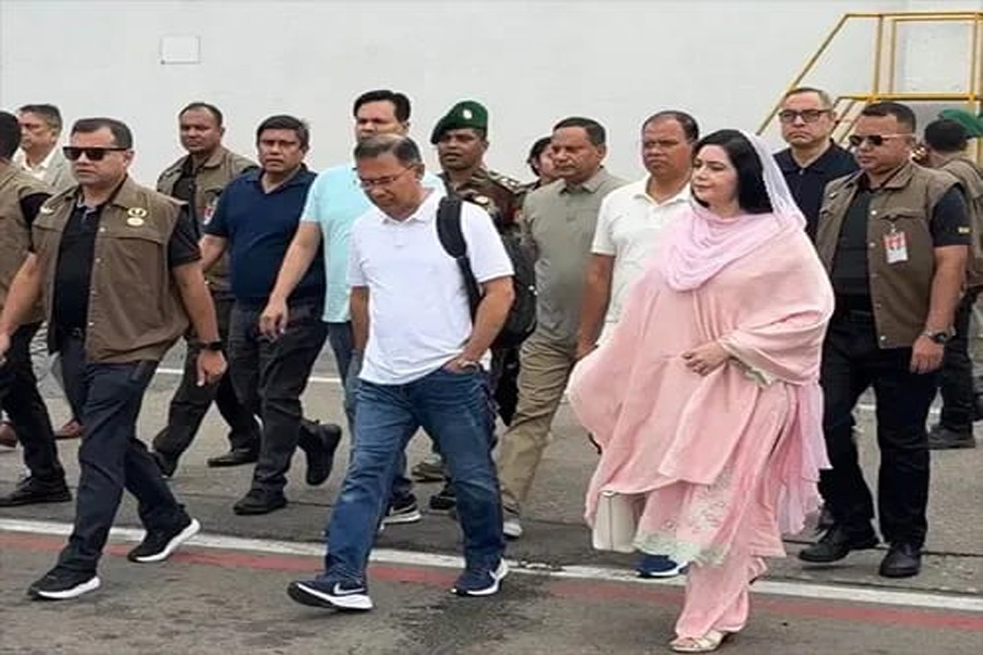সিলেটে পৌঁছেছেন প্রধানমন্ত্রী