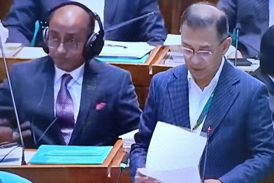 বক্তব্য দিচ্ছেন প্রধানমন্ত্রী তারেক রহমান