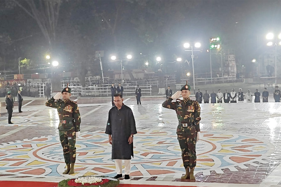 ভাষা শহীদদের আত্মত্যাগেই স্বাধিকার ও গণতন্ত্রের ভিত্তি সুদৃঢ় হয়েছে