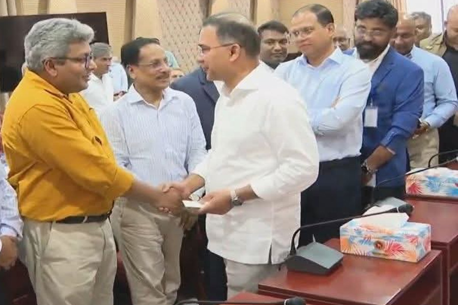 সত্য ও বস্তুনিষ্ঠ সাংবাদিকতার আহ্বান প্রধানমন্ত্রীর