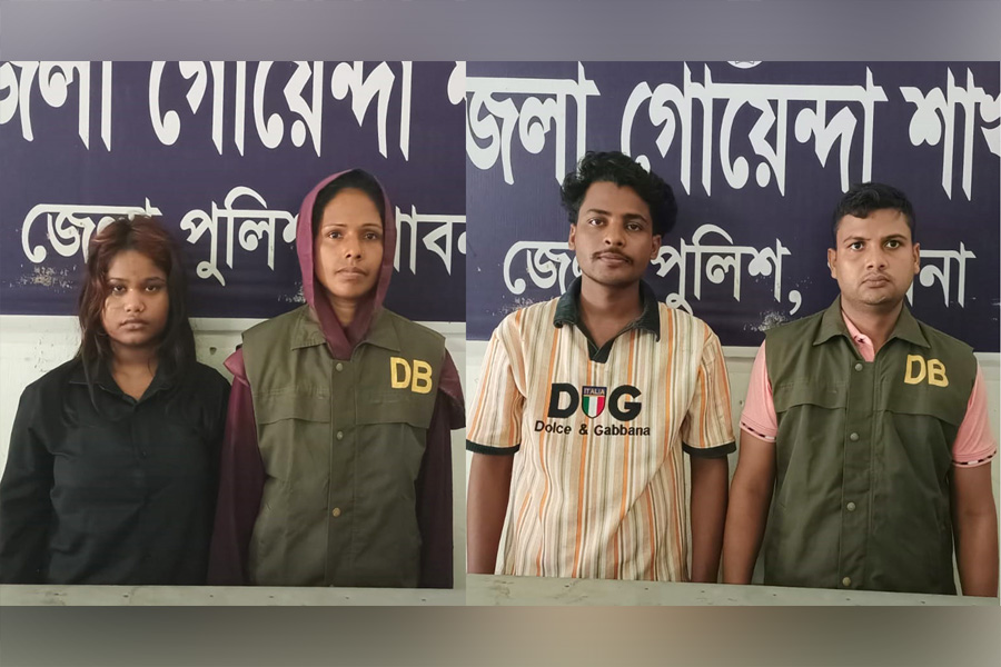 পাবনায় যৌথ অভিযানে অপহৃত তরুণ-তরুণী উদ্ধার