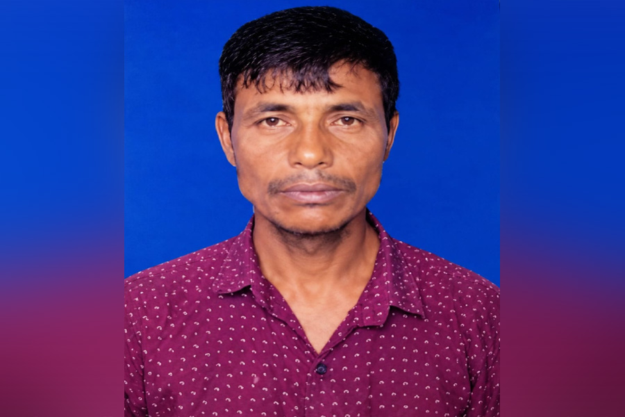 চাটমোহরে ভেজাল দুধ কারবারীদের মারধরে মৃত্যু ১, আটক ১