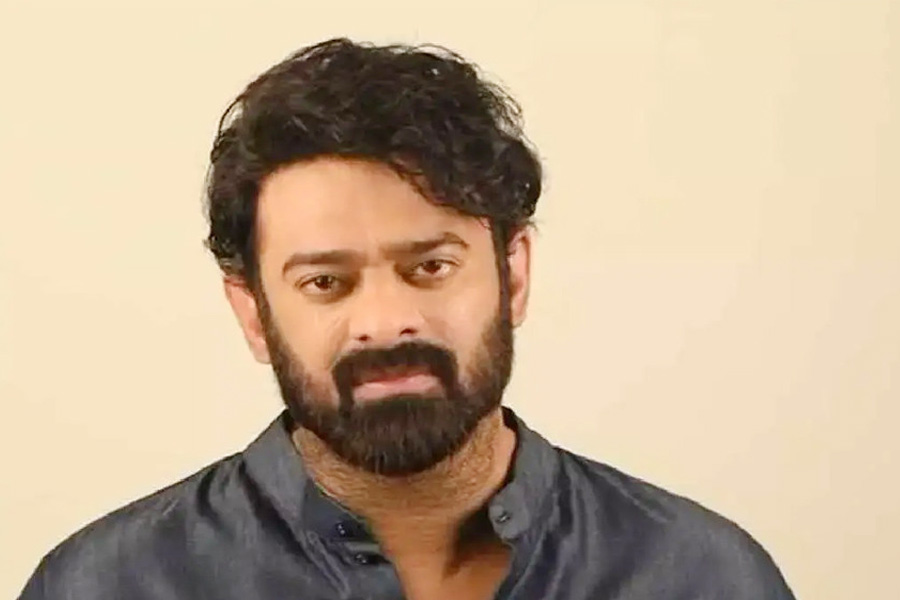 জাপানে ভয়াবহ ভূমিকম্প, প্রভাসকে নিয়ে দুশ্চিন্তা অনুরাগীদের