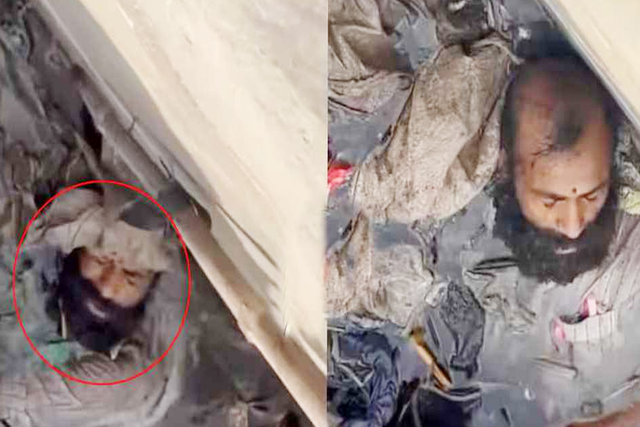 পুলিশের হাত থেকে বাঁচতে নর্দমায় লুকিয়েছিলেন মাদকাসক্ত