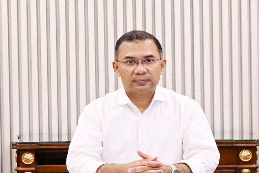 ছুটির দিনেও অফিসে প্রধানমন্ত্রী তারেক রহমান