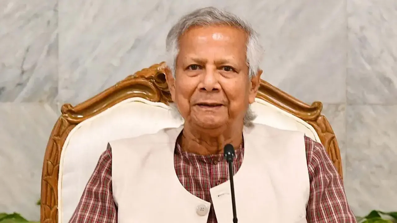 ধর্মীয় সম্প্রদায়ের নেতাদের সঙ্গে বৈঠকে বসেছেন প্রধান উপদেষ্টা