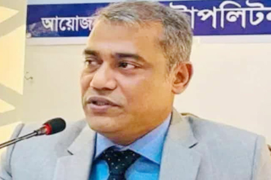 দুর্নীতির অভিযোগে ঢাকার সাবেক সিএমএম রেজাউল করিম বরখাস্ত