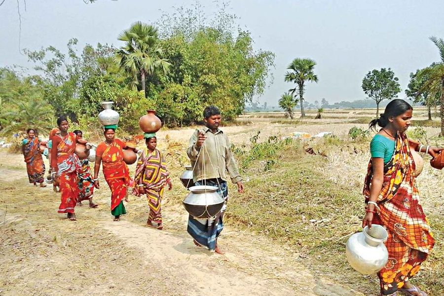 ভূগর্ভস্থ পানি উত্তোলন নিষিদ্ধ করায় বিপাকে বরেন্দ্রের কৃষকরা