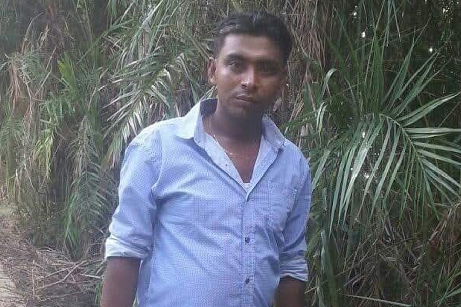 ডাকাতী'র মামলা খেয়েও, এলাকায় আধিপত্য ও মাদক ব্যবসার নিয়ন্ত্রন