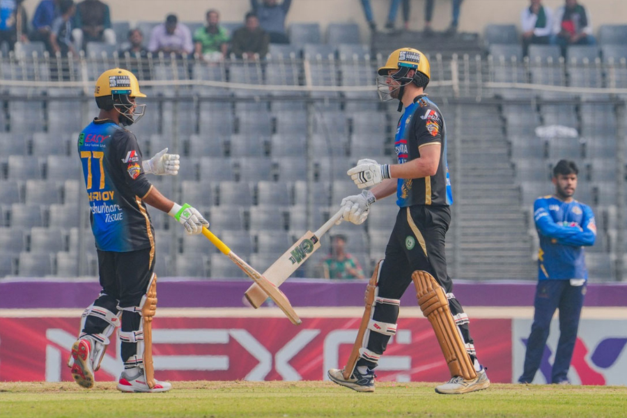 ঢাকাকে হারিয়ে প্লে-অফে রংপুর, বিদায় ক্যাপিটালসের