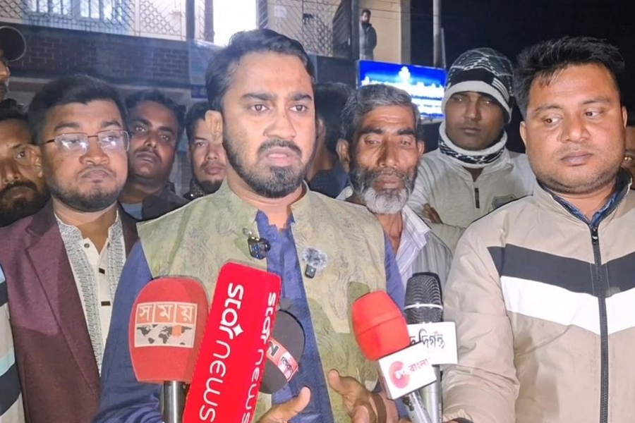 খালেদা জিয়ার অসুস্থতার জন্য সরকারের নীতি দায়ী: রাশেদ খাঁন