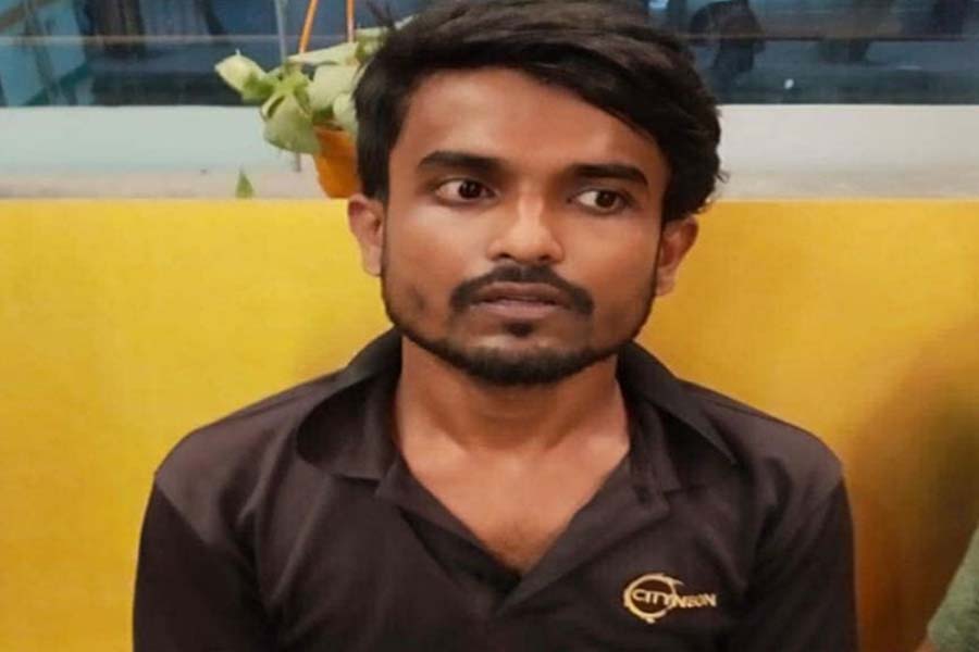 ট্র্যাপে ফেলে করতেন ধর্ষন, অর্থ হাতিয়ে নিতে করা হতো ভিডিও
