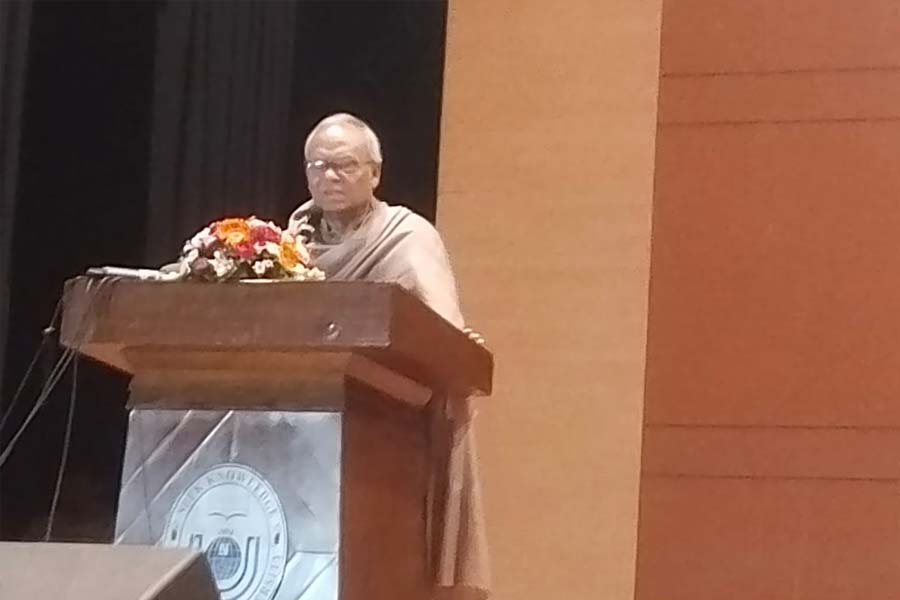 সুশাসন নিশ্চিত করতে নিরপেক্ষ প্রশাসনের বিকল্প নেই: রিজভী