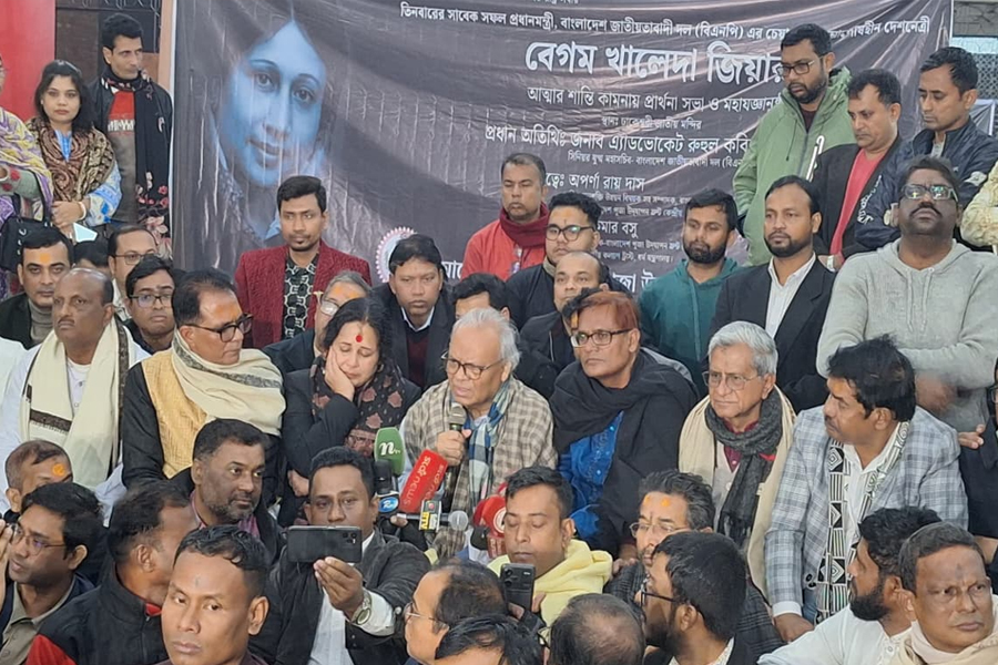 খালেদা জিয়ার পৃথিবী থেকে চলে যাওয়ার দায় শেখ হাসিনার