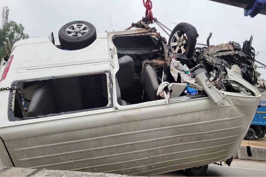 সড়ক দূর্ঘটনায় বেঁচে যাওয়া শিশুর চিকিৎসার দায়িত্ব নিলেন প্রধানমন্ত্রী