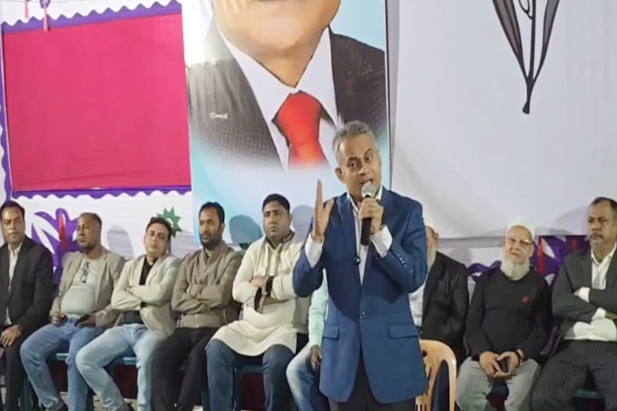 নির্বাচিত সরকার ছাড়া সমস্যার সমাধান সম্ভব নয়: রবিউল