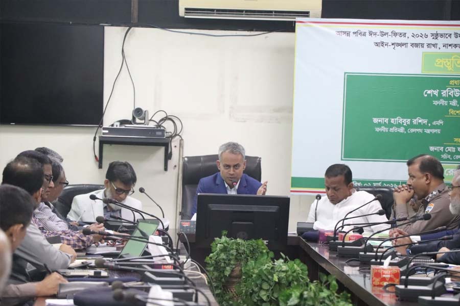 এসি কোচে আসনবিহীন যাত্রী না ভ্রমণের নির্দেশ রেলমন্ত্রীর