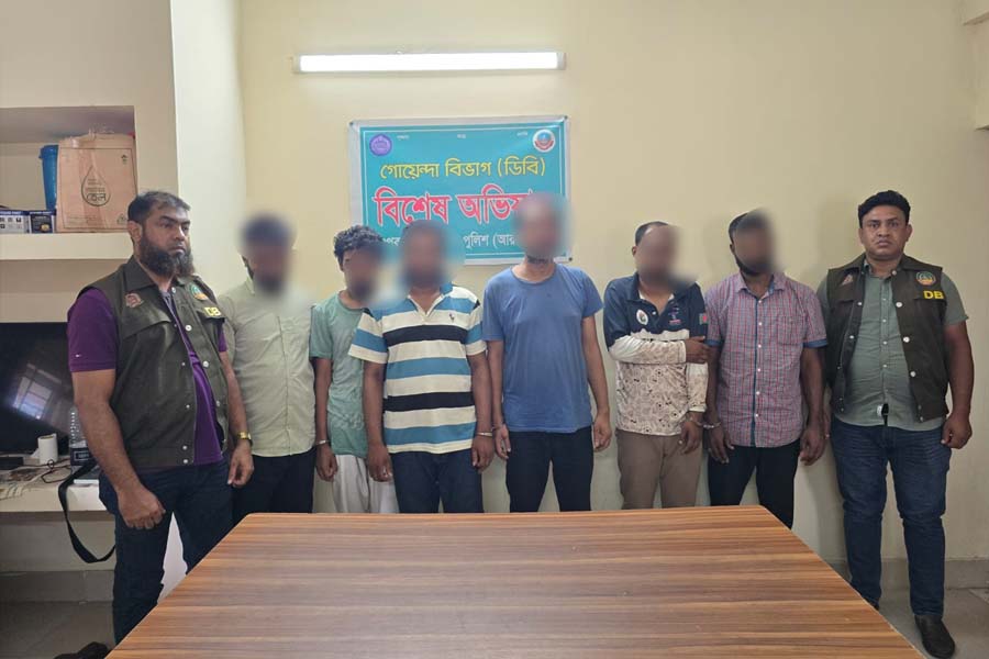 প্রশ্নপত্র ফাঁস ও জালিয়াতি চক্রের ৬ সদস্য গ্রেপ্তার