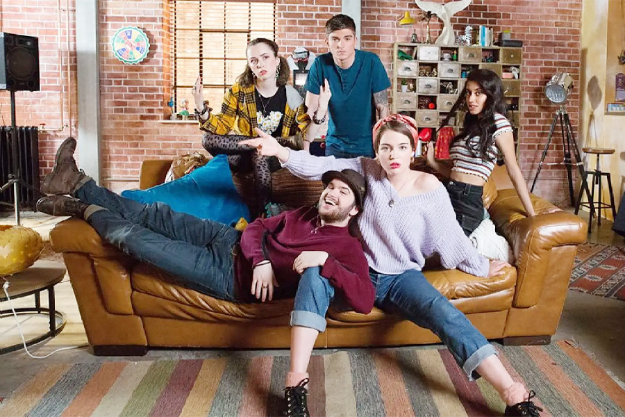 আজ বিশ্ব ফ্ল্যাটমেট দিবস