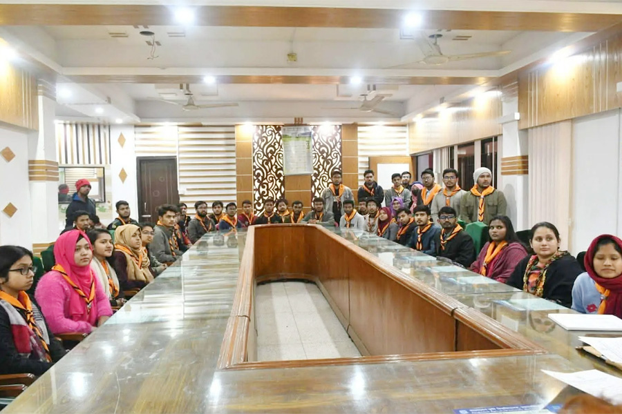 বাকৃবিতে রোভার স্কাউটের বার্ষিক ক্যাম্পের সনদ বিতরণী অনুষ্ঠিত