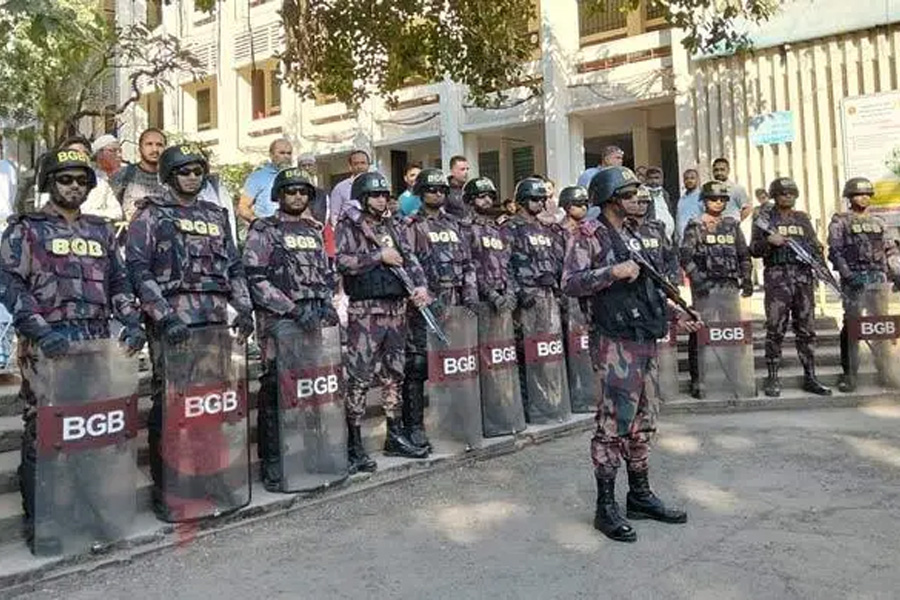 হাসিনা-জয়-পুতুলের মামলার রায় ঘিরে আদালতে নিরাপত্তা জোরদার