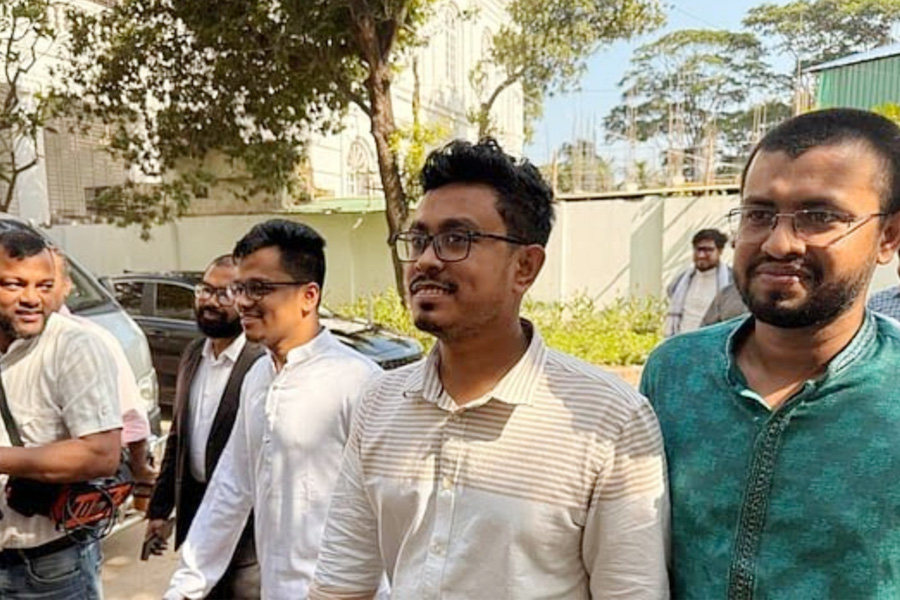 শেখ হাসিনার রায় শুনতে ট্রাইব্যুনালে সাদিক কায়েম