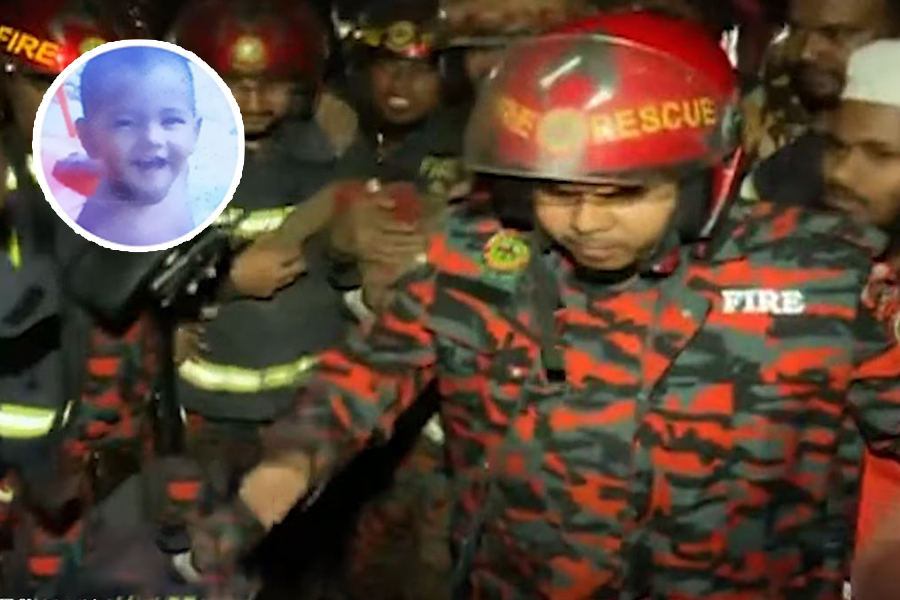 ৩২ ঘণ্টা পর উদ্ধার হওয়া শিশু সাজিদ মারা গেছে