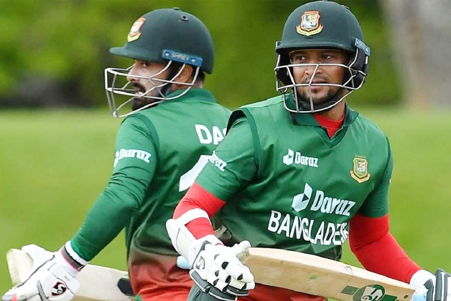 সাকিবকে ছাড়িয়ে চূড়ায় ওঠার অপেক্ষায় লিটন