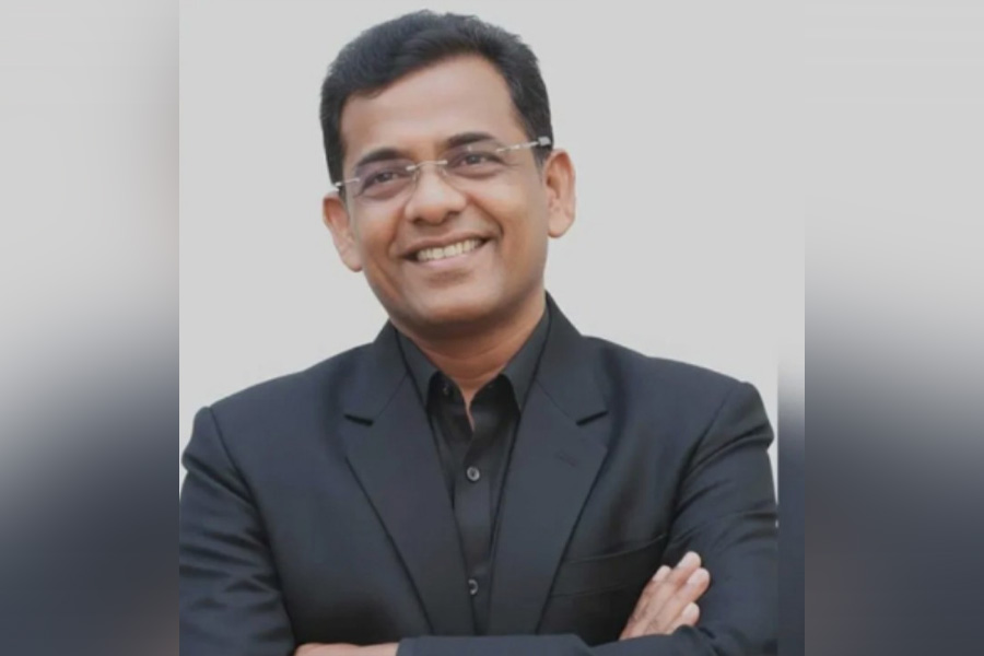 গোপালগঞ্জে ‘নতুন সমীকরণ’ সেলিমুজ্জামান সেলিমকে ঘিরে