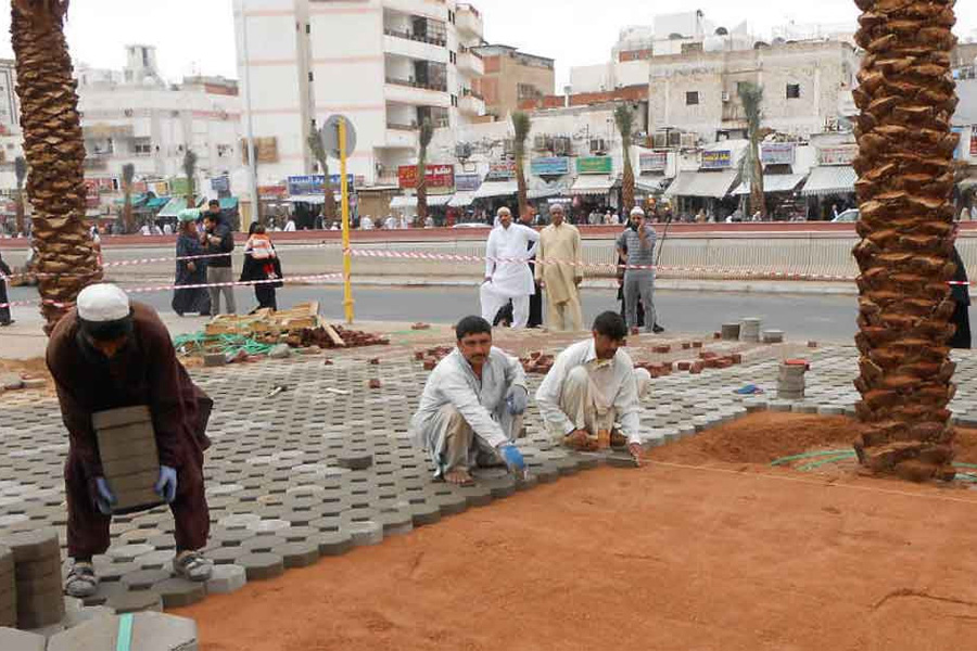 সৌদিতে ৫০ বছরের পুরনো ‘কাফালা’ ব্যবস্থা বাতিল
