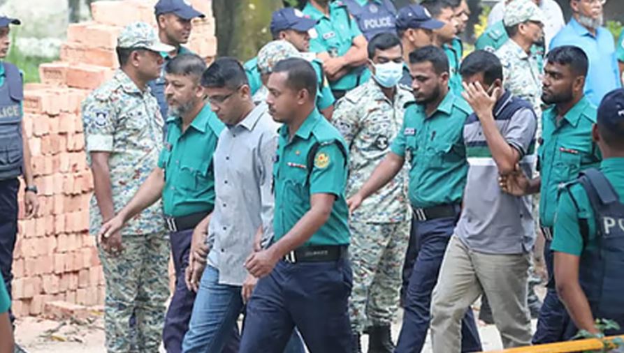 ‘আসামিদের আদালতের কাঠগড়ায় দেখে কিছুটা হলেও তৃপ্তি পেয়েছি'