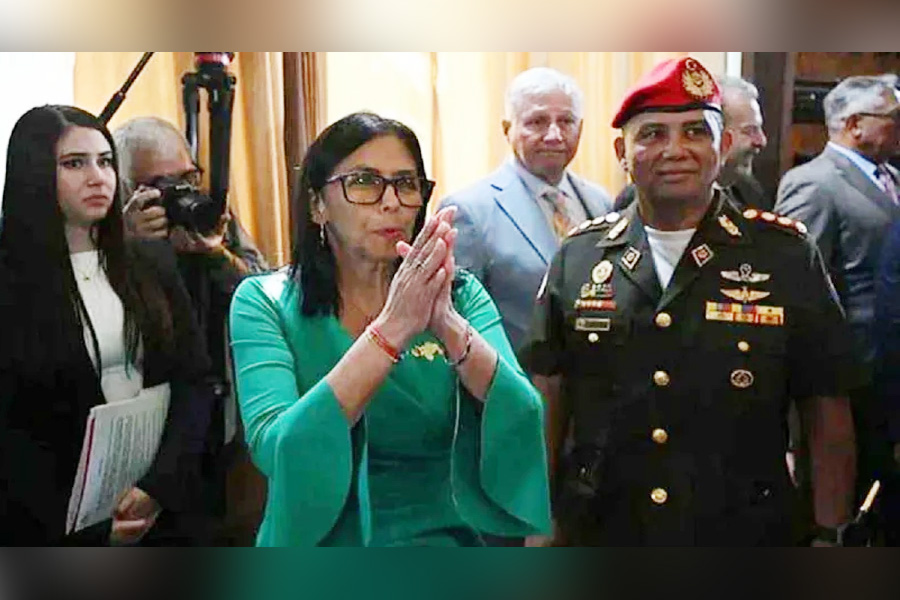 ভেনেজুয়েলায় অন্তর্বর্তী প্রেসিডেন্ট ডেলসি রদ্রিগেজ