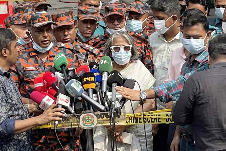 অবৈধ কেমিক্যাল মজুত রোধে দ্রুত তদন্ত দরকার : শারমিন এস মুরশিদ