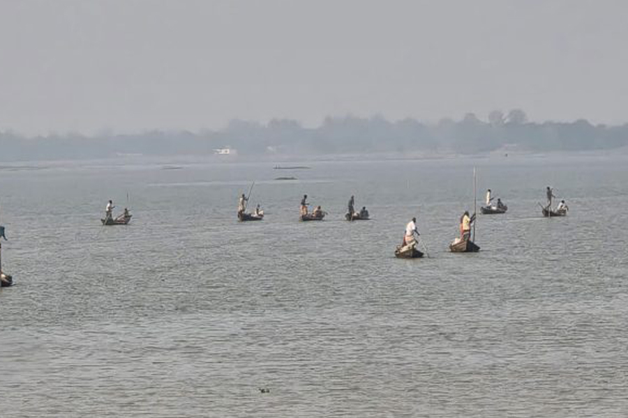 শিব নদ হারাচ্ছে প্রাণপ্রবাহ, সংকটে নদীকেন্দ্রিক জনজীবন