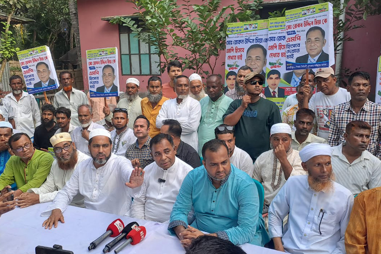 শিবচরে রোকনউদ্দিন মিয়ার আগমনে নেতা কর্মীদের মাঝে উচ্ছ্বাস