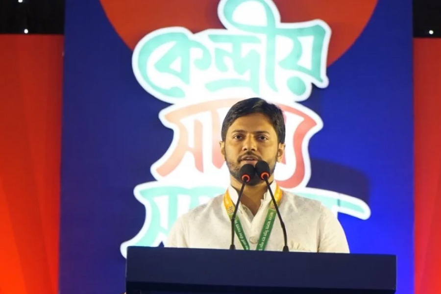 নির্বাচনের সঙ্গে গণভোট হলে তা হবে রাজনৈতিক প্রতারণা: জাহিদুল