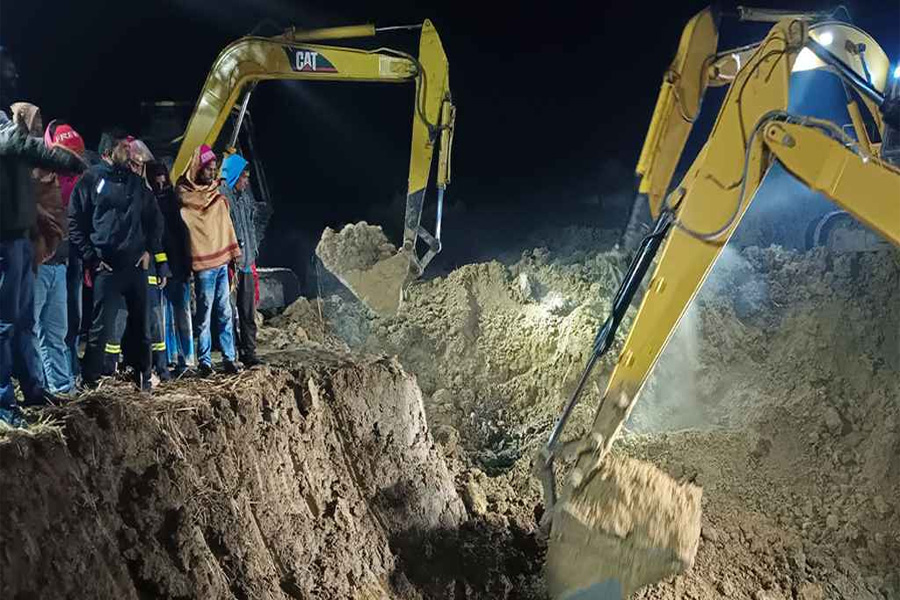 সাজিদকে উদ্ধারে ৪০ ফুট গর্ত থেকে খোঁড়া হচ্ছে সুড়ঙ্গ