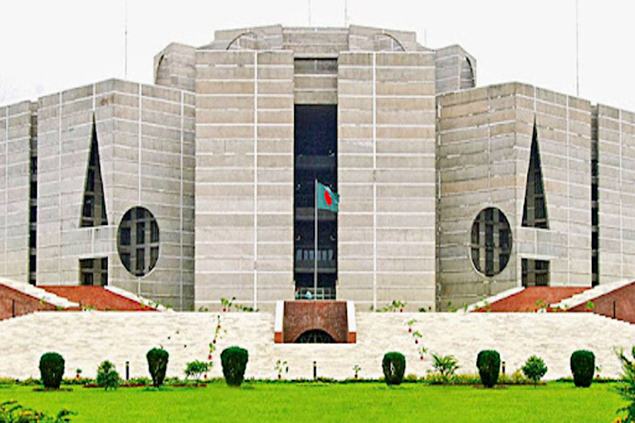 আলোচনায় নতুন নেতৃত্বের হাতে ক্ষমতা হস্তান্তর প্রক্রিয়া