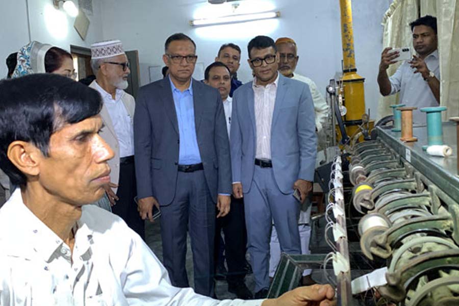 রাজশাহীর সিল্ক শিল্পে প্রাণ ফেরানোর বড় পরিকল্পনা