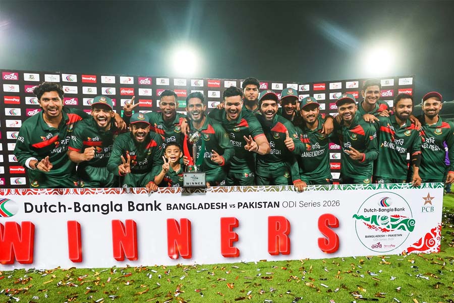 মিরপুরে রুদ্ধশ্বাস লড়াই শেষে সিরিজ জিতল বাংলাদেশ